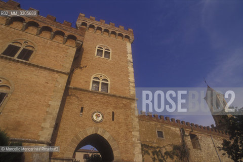 Walls of BOLGHERI, Tuscany / Mura di Bolgheri, in Toscana - ©Marcello Mencarini/Rosebud2