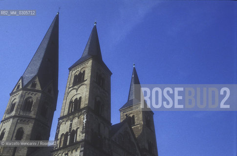 BONN Cathedral or Bonn Minster (German: Das Bonner Münster) / Duomo di BONN o Basilica di San Cassio e Fiorenzo (in tedesco: Münsterbasilika) - ©Marcello Mencarini/Rosebud2