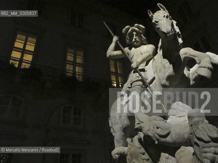 Bratislava 2010, Statue of St. George killing the dragon in the Primates Palace / Bratislava, 2010. Statua di San Giorgio che uccide il drago nel Palazzo del Primate - ©Marcello Mencarini/Rosebud2