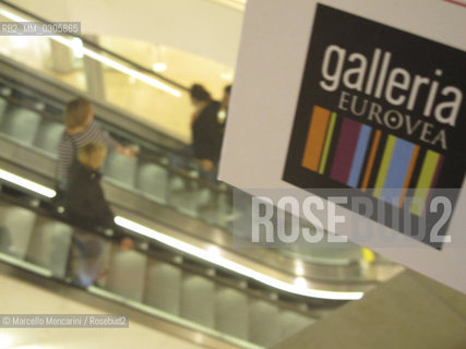 Bratislava, 2010. Eurovea Galleria shopping mall / Bratislava, 2010. Centro commerciale Eurovea Galleria - ©Marcello Mencarini/Rosebud2