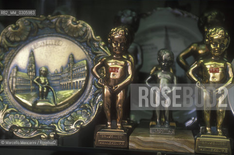 BRUSSELS, Little statue souvenir of Manneken Pis (peeing boy) fountain / BRUXELLES, Statuetta souvenir della fontana Manneken pis (bambino che fa pipì) - ©Marcello Mencarini/Rosebud2