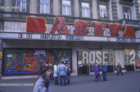 BUDAPEST, 1989. Bastya Cinema Theater / BUDAPEST, 1989. Cinema Bastia - ©Marcello Mencarini/Rosebud2