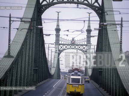 BUDAPEST, Liberty Bridge / BUDAPEST, Ponte della Libertà - ©Marcello Mencarini/Rosebud2