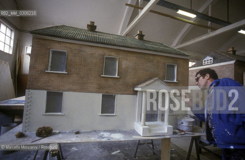 Rome, Cinecittà Studios. Set for an advertising spot  / Roma, Studi cinematografici di Cinecittà. Scenografia per una pubblicità - ©Marcello Mencarini/Rosebud2