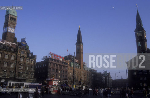 COPENHAGEN, Radhuspladsen (City Hall Square) / COPENAGHEN, Radhuspladsen (piazza del municipio) - ©Marcello Mencarini/Rosebud2