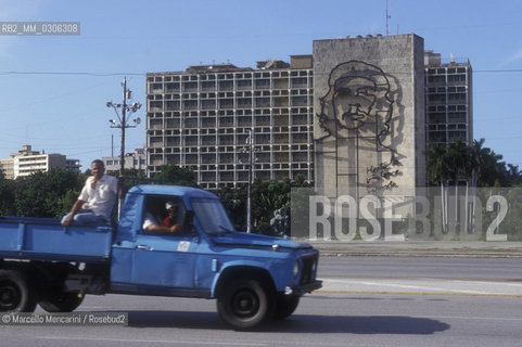 Cuba, Havana, 1999. Ernesto Che Guevara monument in Revolution Square / Cuba, LAvana, 1999. Monumento a Che Guevara in piazza della Rivoluzione - ©Marcello Mencarini/Rosebud2