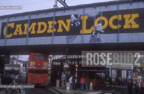 Camden Lock Market in London, about 1988 / Il mercato di Camden Lock a Londra, 1988 - ©Marcello Mencarini/Rosebud2