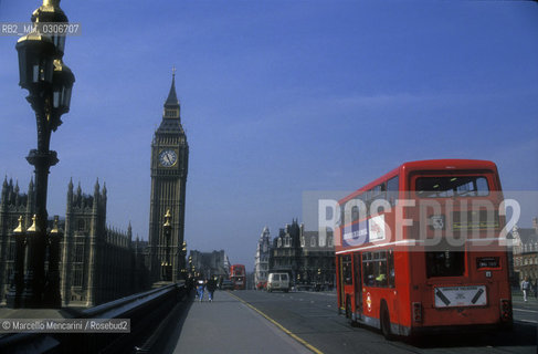 London, about 1988. Double-decker bus / Londra, 1988 circa. Autobus a due piani - ©Marcello Mencarini/Rosebud2