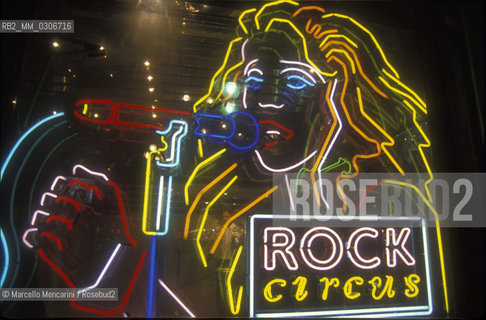 London, about 1988. Sign of the Madame Tussauds Rock Circus at the London Pavillion / Insegna del Rock Circus al London Pavillion - ©Marcello Mencarini/Rosebud2