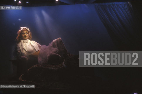 London, about 1988. Wax statue of Madonna at Rock Circus / Londra, 1988 circa. Statua di cera di Madonna al Rock Circus - ©Marcello Mencarini/Rosebud2