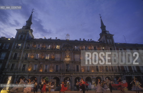 MADRID, ballet in Plaza Mayor / MADRID, balletto in Plaza Mayor - ©Marcello Mencarini/Rosebud2
