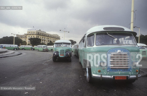 MALTA, Valletta. Vehicle British Leyland van used as a bus / MALTA, La Valletta. Veicolo British Leyland  usato come autobus - ©Marcello Mencarini/Rosebud2