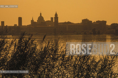 MANTUA. Mincio river / MANTOVA. Il Mincio - ©Marcello Mencarini/Rosebud2