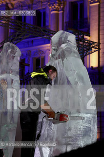 Marseille-Provence 2013 (Marseille European capital of culture in 2013). January 12, Opening Celebration: Retour de Pêche, ice statues carved in Sadi Carnot square by the sculptors of the Machine de Nantes group / Marseille-Provence 2013 (Marsiglia capitale europea della cultura nel 2013). 12 gennaio, Cerimonia di apertura: Retour de Pêche statue di ghiaccio realizzate in piazza Sadi Carnot dagli scultori del gruppo Machine de Nantes - ©Marcello Mencarini/Rosebud2