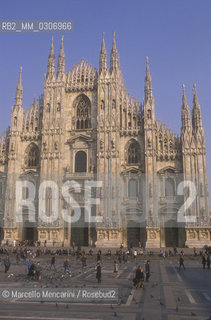 Milan, Piazza Duomo, about 1990 / Milano, piazza Duomo, 1990 circa - ©Marcello Mencarini/Rosebud2