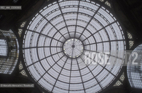 Milan, about 1988. Dome of the Galleria Vittorio Emanuele II / Milano, 1988 circa. Cupola della galleria Vittorio Emanuele II, cupola - ©Marcello Mencarini/Rosebud2