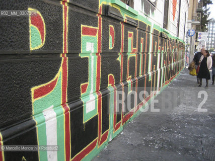 Milan, September 2008. Graffiti on the outer wall of the Community Center Pergola, on via Angelo della Pergola / Milano, settembre 20080. Graffiti sul muro esterno del Centro sociale Pergola in via Angelo della Pergola - ©Marcello Mencarini/Rosebud2