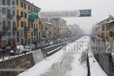 Milan, January 2006. Naviglio Grande canal after a snowfall / Milano, gennaio 2006. Il Naviglio grande dopo una nevicata - ©Marcello Mencarini/Rosebud2