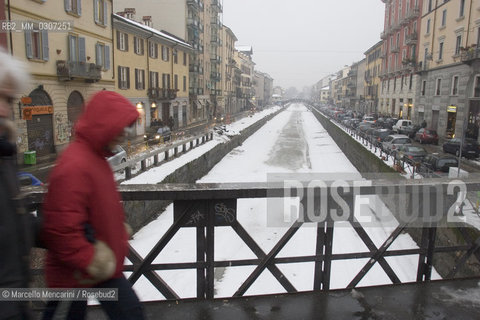 Milan, January 2006. Naviglio Grande canal after a snowfall / Milano, gennaio 2006. Il Naviglio grande dopo una nevicata - ©Marcello Mencarini/Rosebud2
