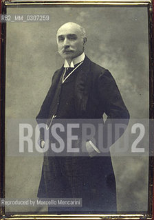 Cesare Ponti, founder in Milan in1871 of Cesare Ponti Bank / Cesare Ponti, fondatore a Milano nel 1871 della Banca Cesare Ponti - Reproduced by Marcello Mencarini
/Rosebud2