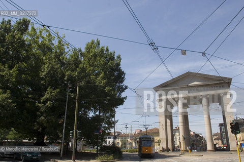 Milano, Arco di Porta Ticinese - ©Marcello Mencarini/Rosebud2