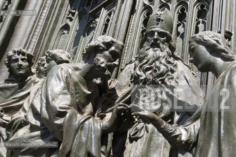 Panel of the main bronze door of the Milan Cathedral designed by Lodovico Pogliaghi: The Marriage of the Virgin Mary, located on the right shutter, it is part of the series of Virgin Marys Joys / Formella in bronzo della Porta maggiore del Duomo di Milano ideata da Lodovico Pogliaghi: lo sposalizio della Vergine Maria, posta sul battente di destra, fa parte della serie dei Gaudii della Vergine Maria - ©Marcello Mencarini/Rosebud2