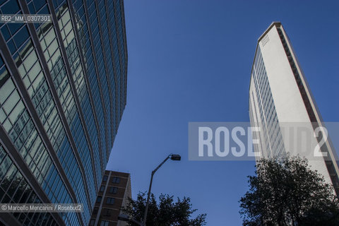 Milan.Pirelli Tower, also called Pirellone, literally Big Pirelli / Milano. Grattacielo Pirelli, detto anche il Pirellone - ©Marcello Mencarini/Rosebud2