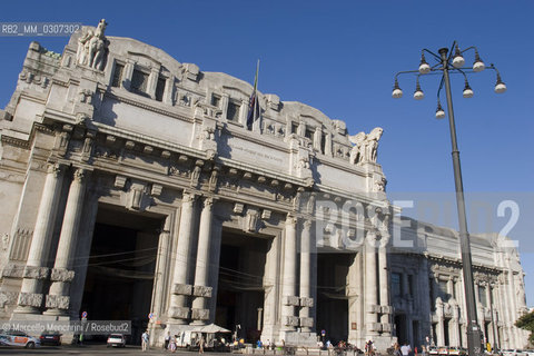 Milan Central Station by architect Ulisse Stacchini architect (1871-1947) / Stazione Centrale di Milano (1871-1947) - ©Marcello Mencarini/Rosebud2