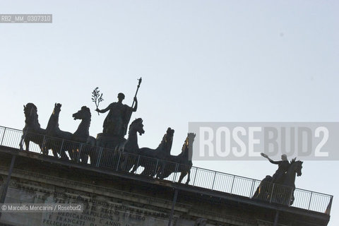 Milan, top of the Arch of Peace at the end of Corso Sempione in Milan / Milano, Arco della Pace in fondo a Corso Sempione - ©Marcello Mencarini/Rosebud2