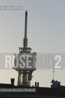 Milano, Torre televisiva della RAI in corso Sempione / Milan, RAI TV Tower in Corso Sempione - ©Marcello Mencarini/Rosebud2