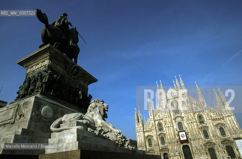 Milan, 2000. Monument to Vittorio Emanuele II in Piazza Duomo / Milano, 2000. Monumento a Vittorio Emanuele II in piazza Duomo - ©Marcello Mencarini/Rosebud2