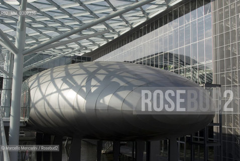 Details of the New Trade Fair of Milan, designed by architect Massimiliano Fuksas, 2006 / Dettagli della nuova Fiera di Milano progettata dallarchitetto massimiliano Fuksas, 2006 - ©Marcello Mencarini/Rosebud2