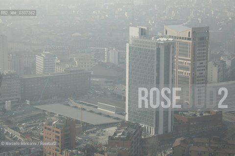 Milan, January 2010. View of Milan from the New Lombardy Region Headquarters (2010): Torre FS Garibaldi A and Torre FS Garibaldi B after the renovation designed by architect Massimo Roj / Veduta di Milano dal nuovo Palazzo della Regione (2010): Torre FS Garibaldi A e Torre FS Garibaldi B dopo i lavori di ristrutturazione progettati dallarchitetto Massimo Roj - ©Marcello Mencarini/Rosebud2