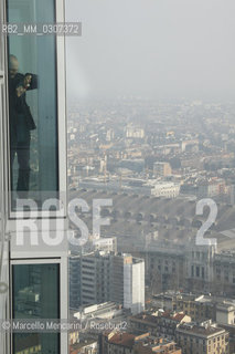 View of Milan from the New Lombardy Region Headquarters (2010): Central Station / Veduta di Milano dal nuovo Palazzo della Regione (2010): Stazione centrale - ©Marcello Mencarini/Rosebud2