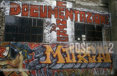 Milan, about 1995. Social Center Leoncavallo / Milano, 1995 circa. Centro sociale Leoncavallo - ©Marcello Mencarini/Rosebud2