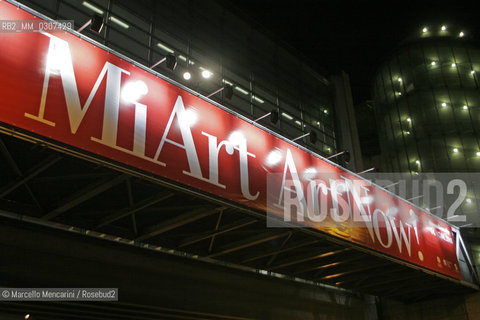 Milan, April 2008. MiArt 2008, the 13th edition of Milans International Modern and Contemporary Art Fair / Milano, aprile 2008. MiArt 2008, tredicesima edizione della Fiera Internazionale di Arte Moderna e Contemporanea di Milano - ©Marcello Mencarini/Rosebud2