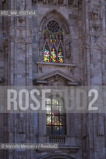 Milan, October 1, 2010, Led Light Exhibition Design: Sacred Light by Castagna & Ravelli with Jacopo Tiscar. Lighting of the Milan Cathedral for revealing from inside its stained glass windows, in collaboration with the Venerable Fabbrica del Duomo in Milan, Philips Technical Sponsor; Giemme Events Production, Staging Amerigo Anfossi / Milano, primo ottobre 2010, Festival Internazionale della Luce: Luce sacra di Castagna&Ravelli con Iacopo Tiscar. Illuminazione del Duomo di Milano che dallinterno rivela le sue vetrate, In collaborazione con la Veneranda Fabbrica del Duomo di Milano, Sponsor Tecnico  Philips; Produzione Giemme Eventi; Allestimento Amerigo Anfossi - ©Marcello Mencarini/Rosebud2