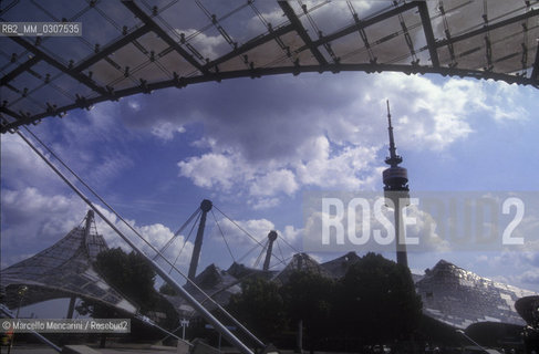 MUNICH, Olympiaturm (TV Tower) in the Olymiapark (Olympic Park), constructed for the 1972 Summer Olympics / MONACO, Olympiaturm (Torre televisiva) nellOlympiapark (Parco Olimpico), , costruito in occasione dei Giochi della XX Olimpiade nel 1972 - ©Marcello Mencarini/Rosebud2