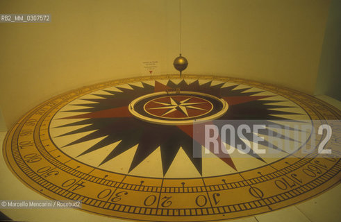 MUNICH, Science and Technology Museum (Deutsches Museum), pendulum / MONACO DI BAVIERA, Museo della Scienza e della Tecnica (Deutsches Museum), pendolo - ©Marcello Mencarini/Rosebud2