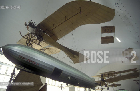 MUNICH, Science and Technology Museum (Deutsches Museum), airplanes and dirigible / MONACO DI BAVIERA, Museo della Scienza e della Tecnica (Deutsches Museum), aeroplani e dirigibile - ©Marcello Mencarini/Rosebud2