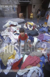NAPLES, Resina flea market / NAPOLI, mercato delle pulci di Resina - ©Marcello Mencarini/Rosebud2