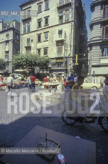 NAPLES, drug pushing / NAPOLI, spaccio di droga - ©Marcello Mencarini/Rosebud2
