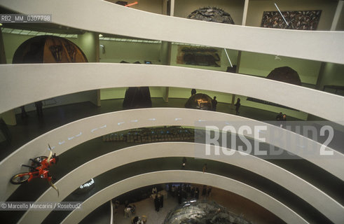 New York (1989). Mario Merz exhibition at Guggenheim Museum / New York (1989). Mostra di Mario Merz al Guggenheim Museum - ©Marcello Mencarini/Rosebud2