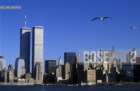 New York (1989). Skyline with the Twins Towers / New York (1989). Skyline con le Torri Gemelle - ©Marcello Mencarini/Rosebud2