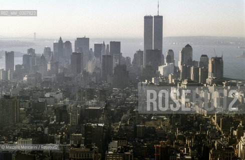 New York (1989). Skyline with the Twins Towers / New York (1989). Skyline con le Torri Gemelle - ©Marcello Mencarini/Rosebud2