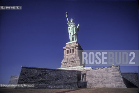 New York (1989). The Statue of Liberty / New York (1989). La Statua della libertà - ©Marcello Mencarini/Rosebud2