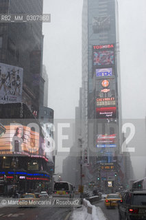New York City, February 2008. Snow in Times Square / New York, febbraio 2008. Neve a Times Square - ©Marcello Mencarini/Rosebud2