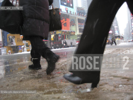 New York City, February 2008. Snow in Times Square / New York, febbraio 2008. Neve a Times Square - ©Marcello Mencarini/Rosebud2