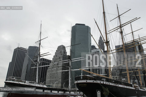 New York City, February 2008. South Street Seaport - ©Marcello Mencarini/Rosebud2