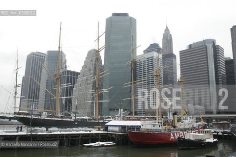 New York City, February 2008. South Street Seaport - ©Marcello Mencarini/Rosebud2